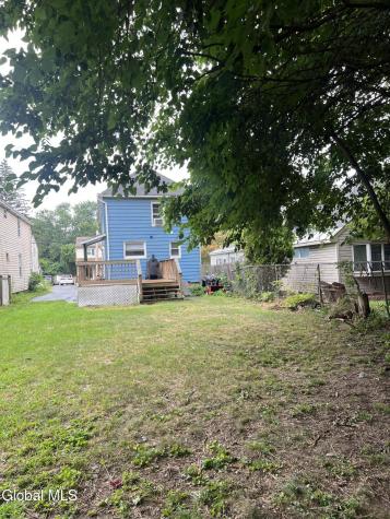 127 Clayton Road Schenectady NY 12304