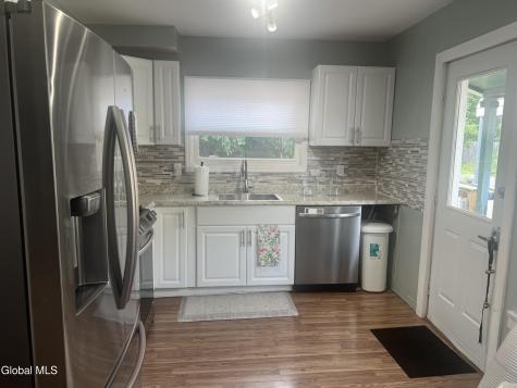 127 Clayton Road Schenectady NY 12304