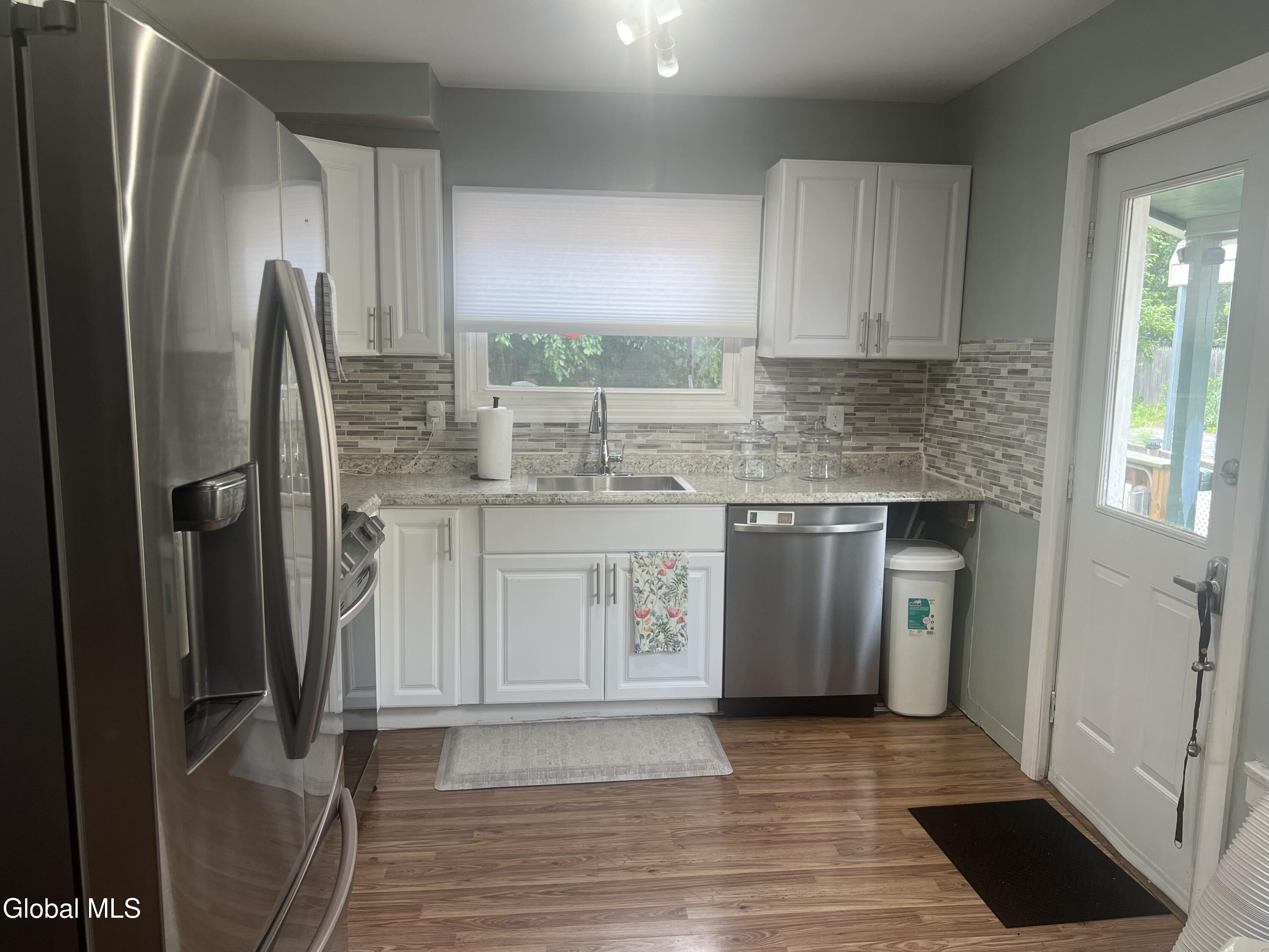 127 Clayton Road Schenectady NY 12304