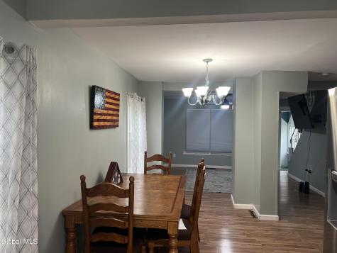 127 Clayton Road Schenectady NY 12304