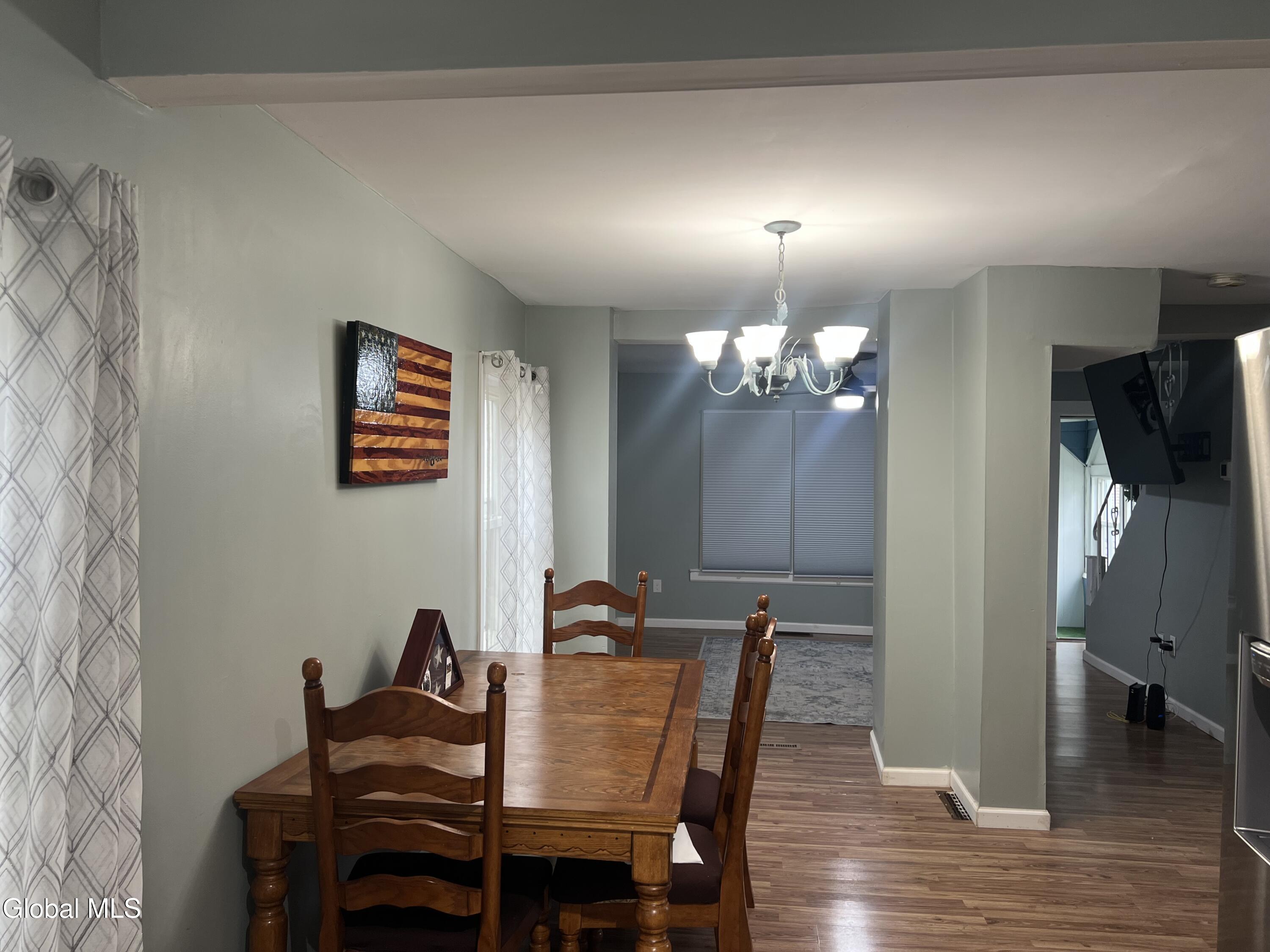127 Clayton Road Schenectady NY 12304
