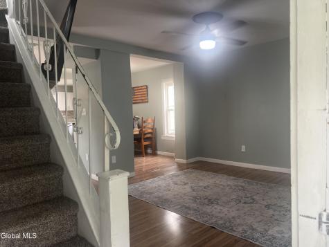 127 Clayton Road Schenectady NY 12304