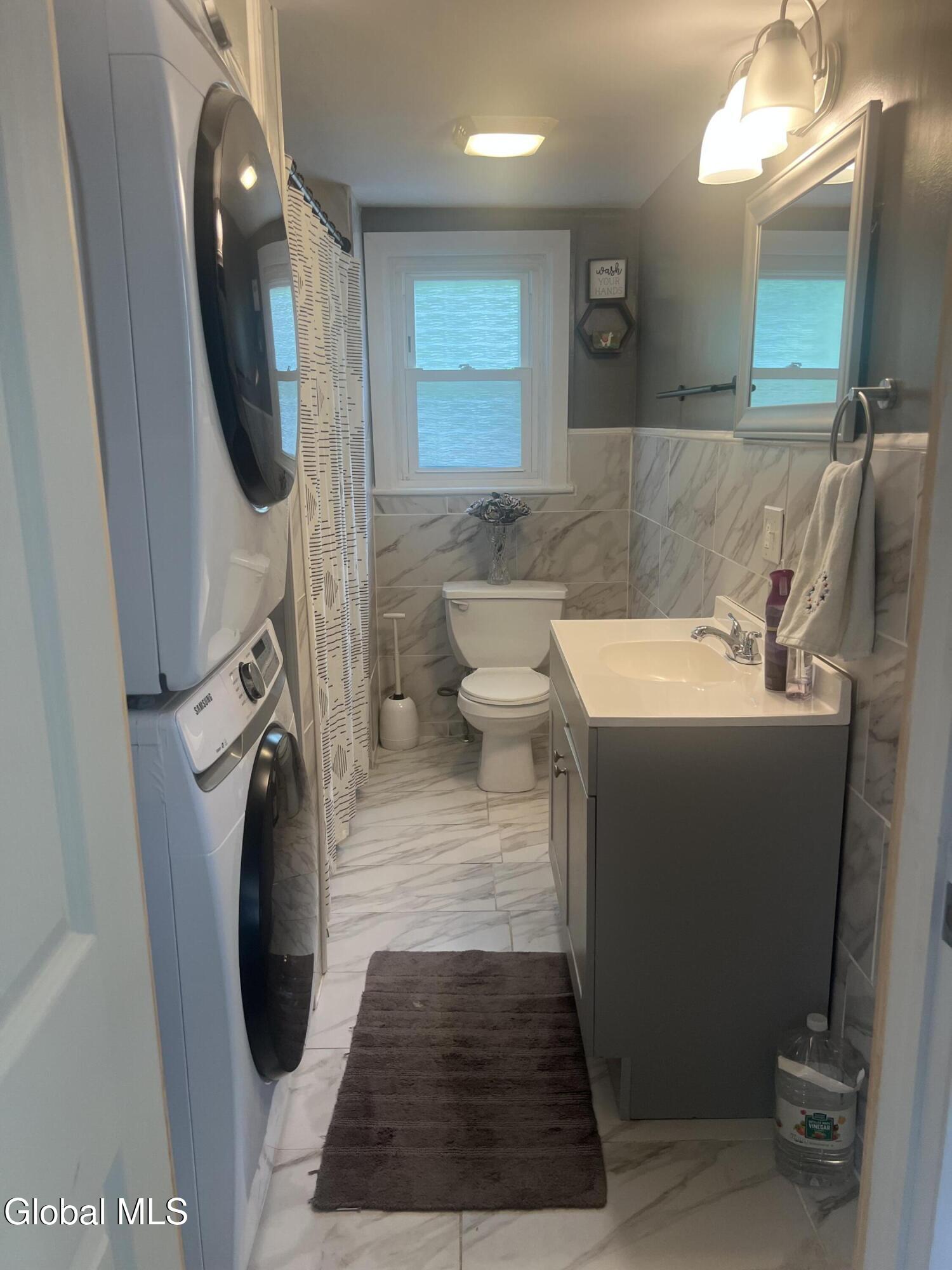 127 Clayton Road Schenectady NY 12304