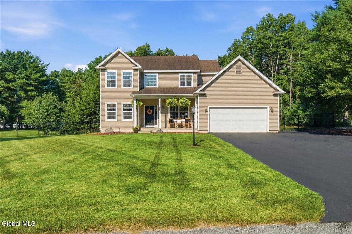 20 Westberry Way Queensbury NY 12804