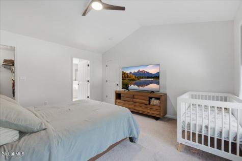 20 Westberry Way Queensbury NY 12804