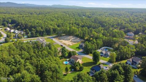 20 Westberry Way Queensbury NY 12804