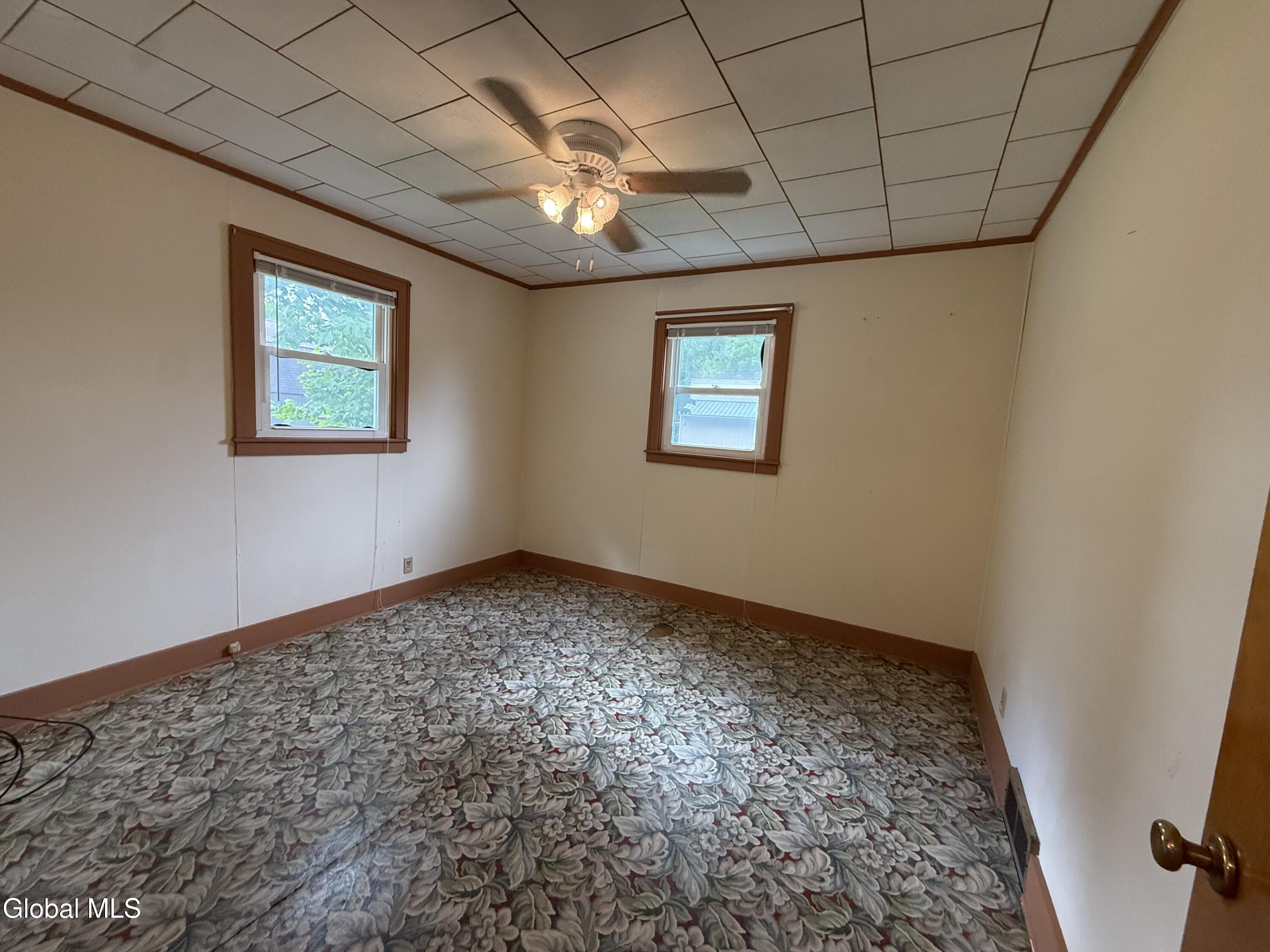 49 Woodside Avenue Mayfield NY 12117