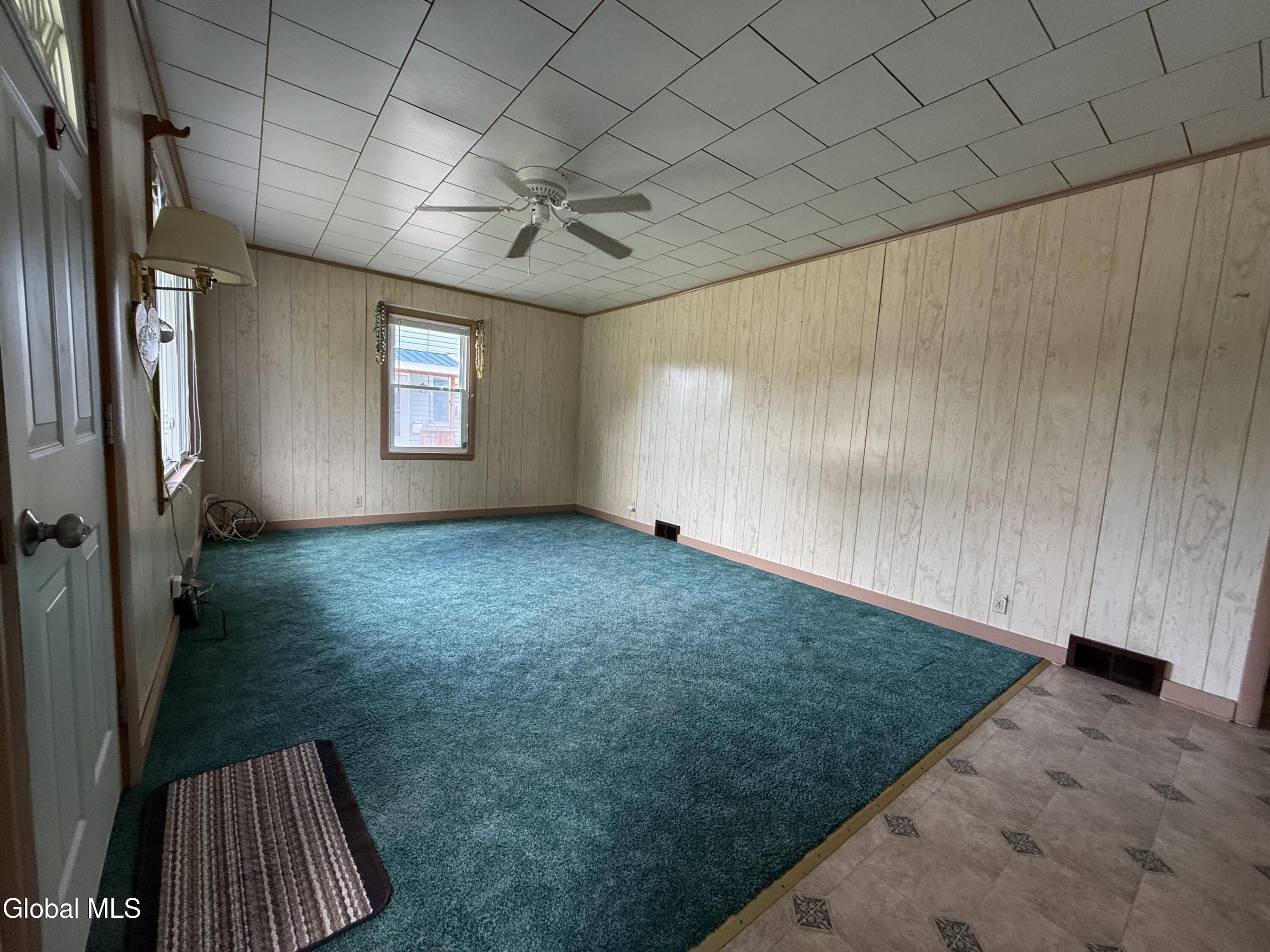 49 Woodside Avenue Mayfield NY 12117