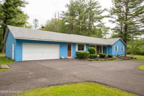 22 Elm Lane Extension Greenville NY 12083