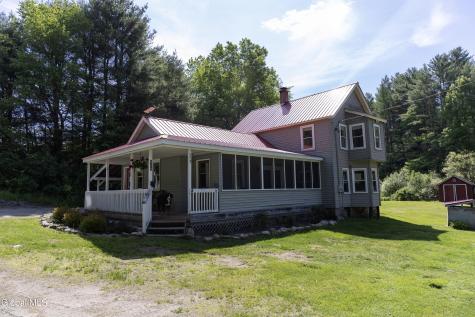 422 Hope Falls Northville NY 12134