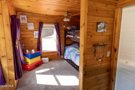 422 Hope Falls Northville NY 12134