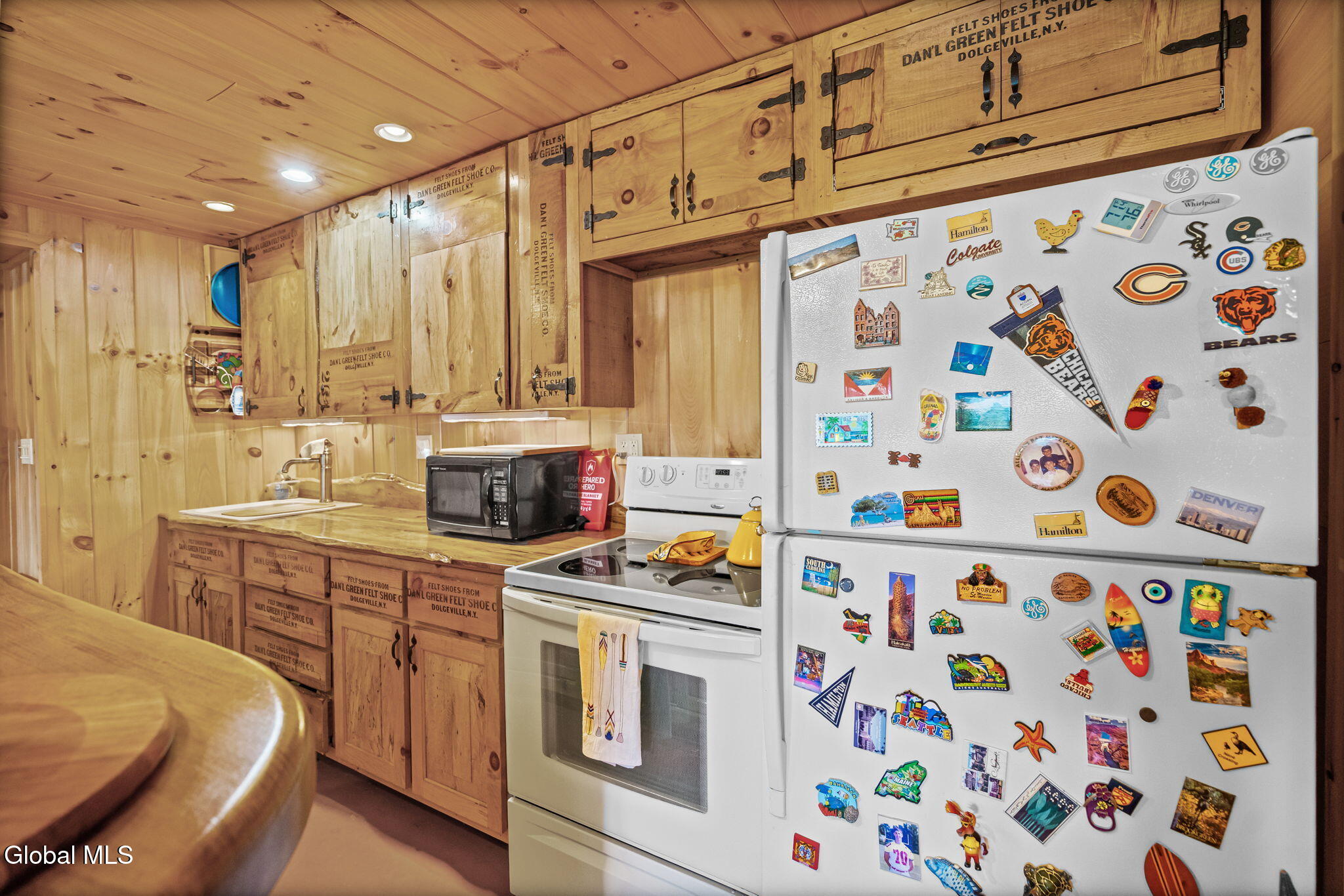 2560 May Hagaman NY 12086