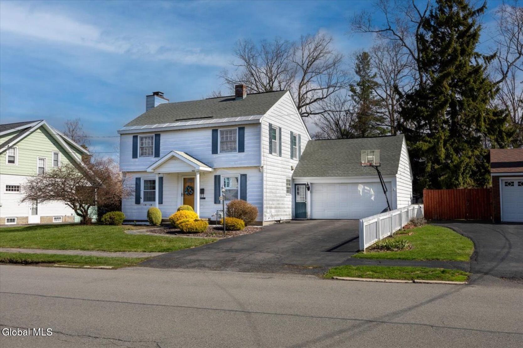 1423 Belmont Avenue Schenectady NY 12308