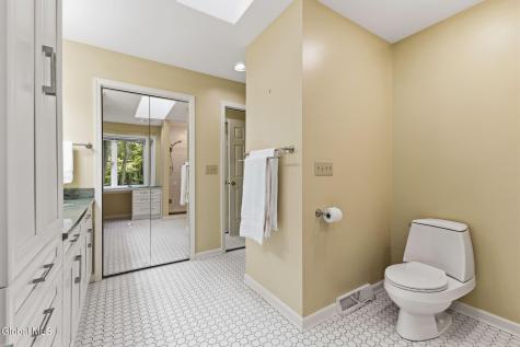 703 Maple Lane Niskayuna NY 12309