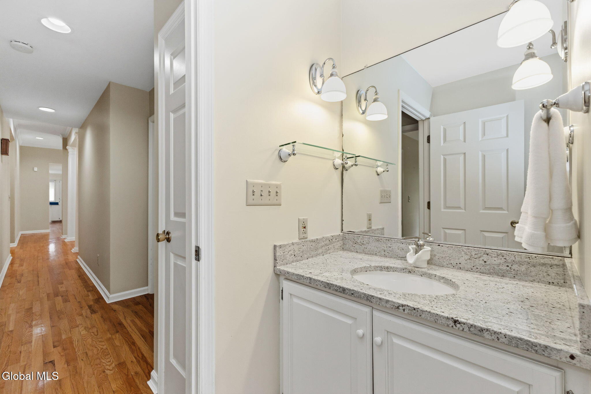 703 Maple Lane Niskayuna NY 12309
