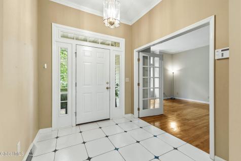 703 Maple Lane Niskayuna NY 12309
