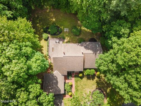 703 Maple Lane Niskayuna NY 12309
