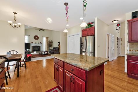 8 Peacham Road Watervliet NY 12189