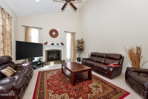 8 Peacham Road Watervliet NY 12189