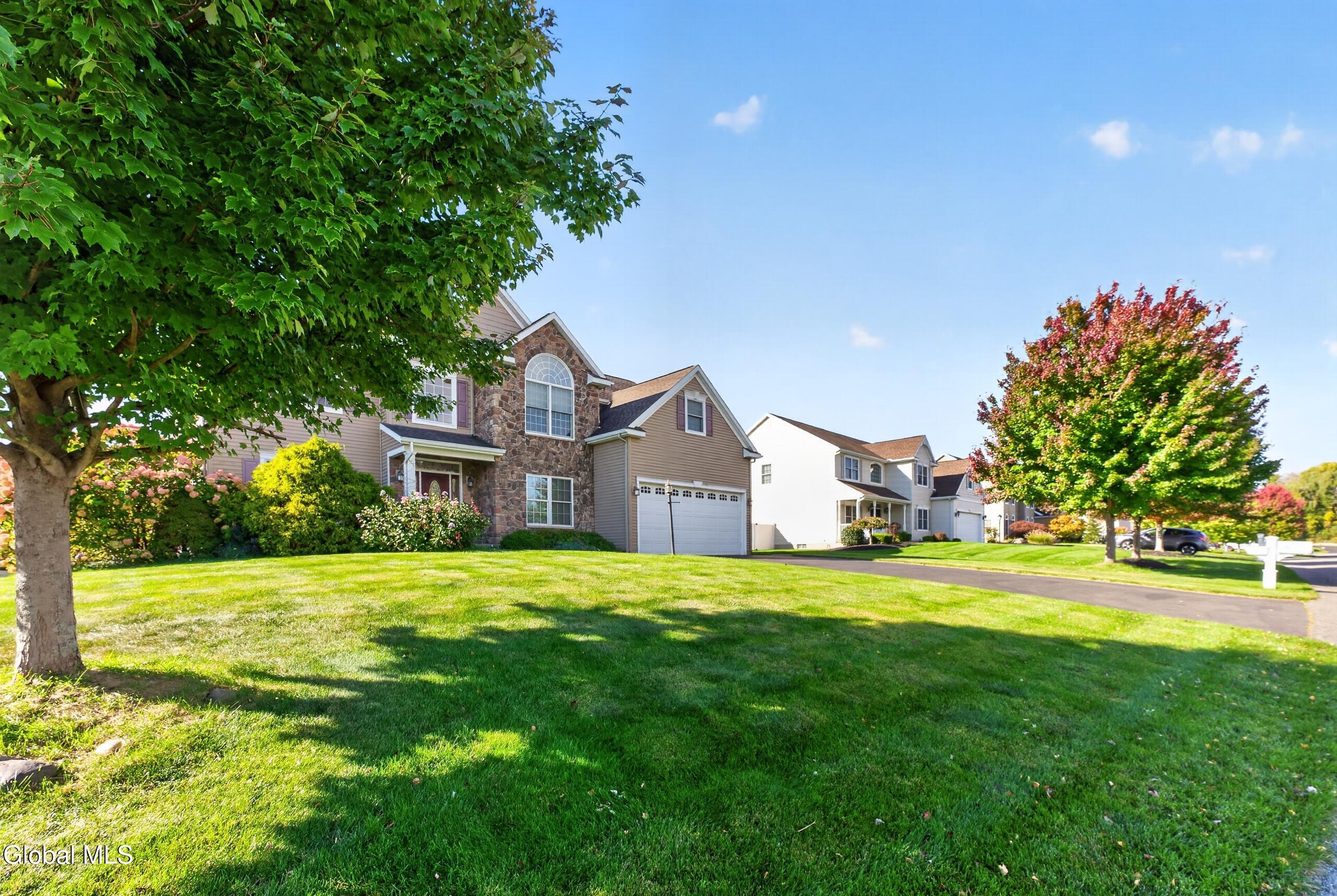 8 Peacham Road Watervliet NY 12189