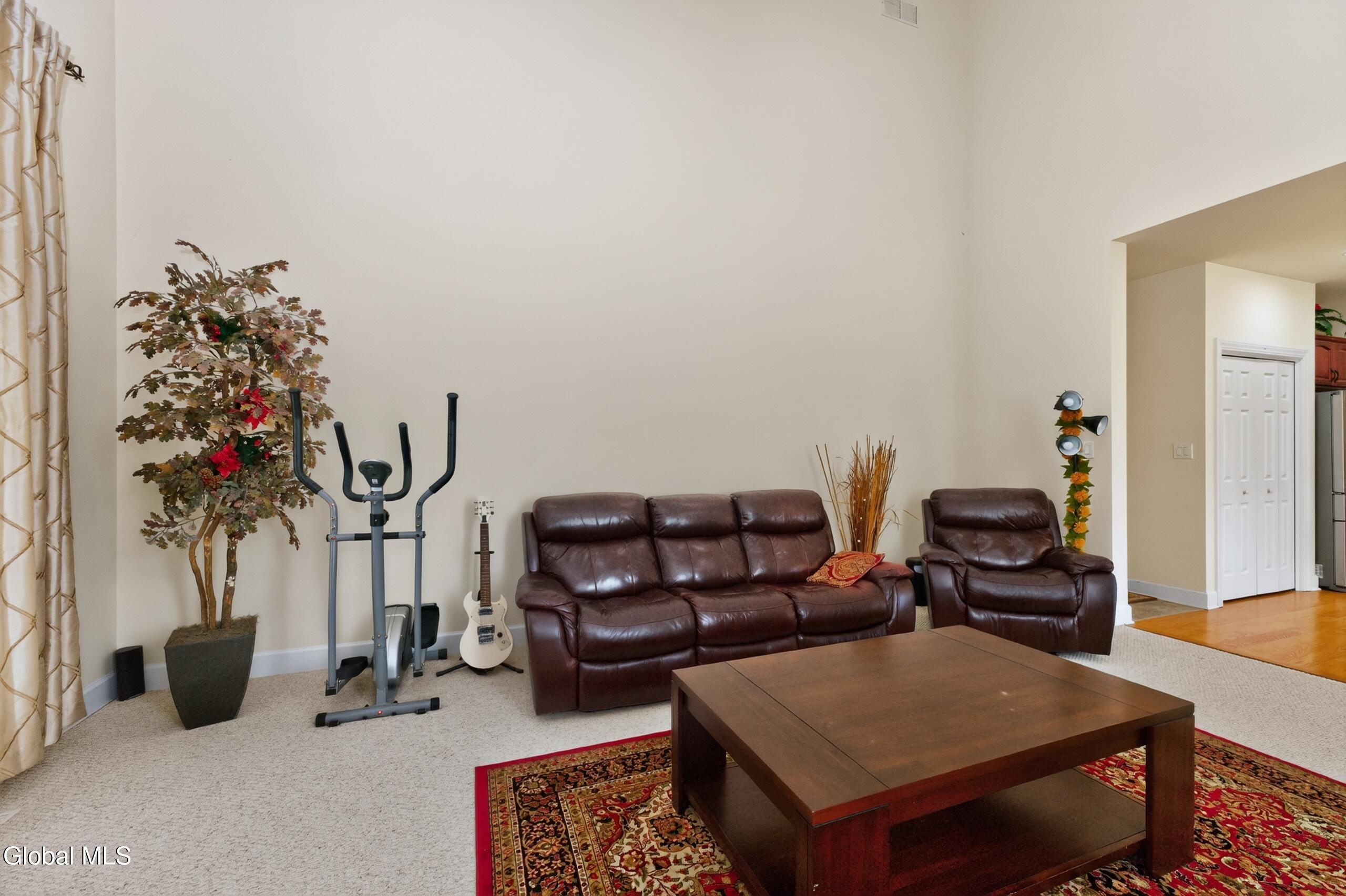8 Peacham Road Watervliet NY 12189