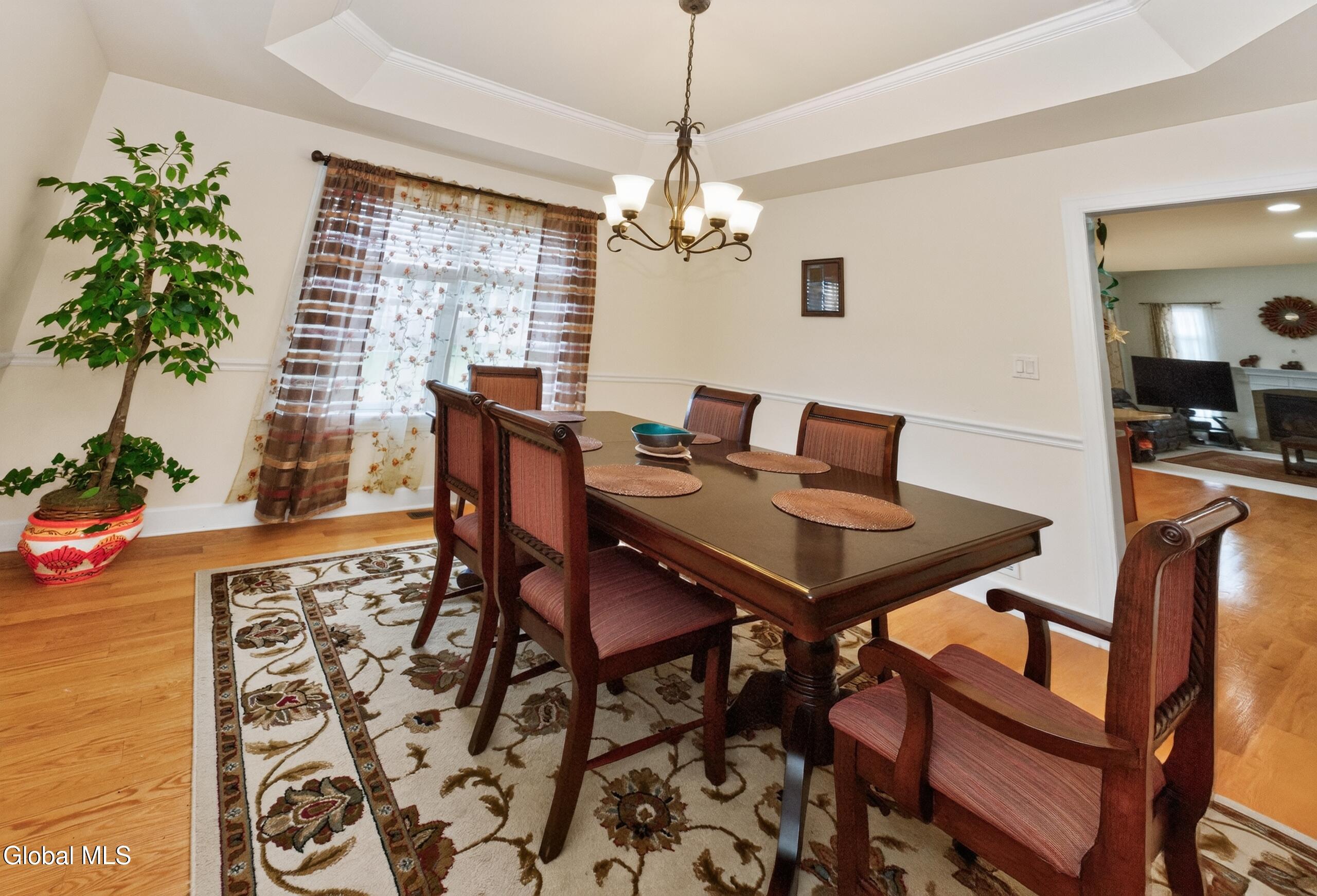 8 Peacham Road Watervliet NY 12189