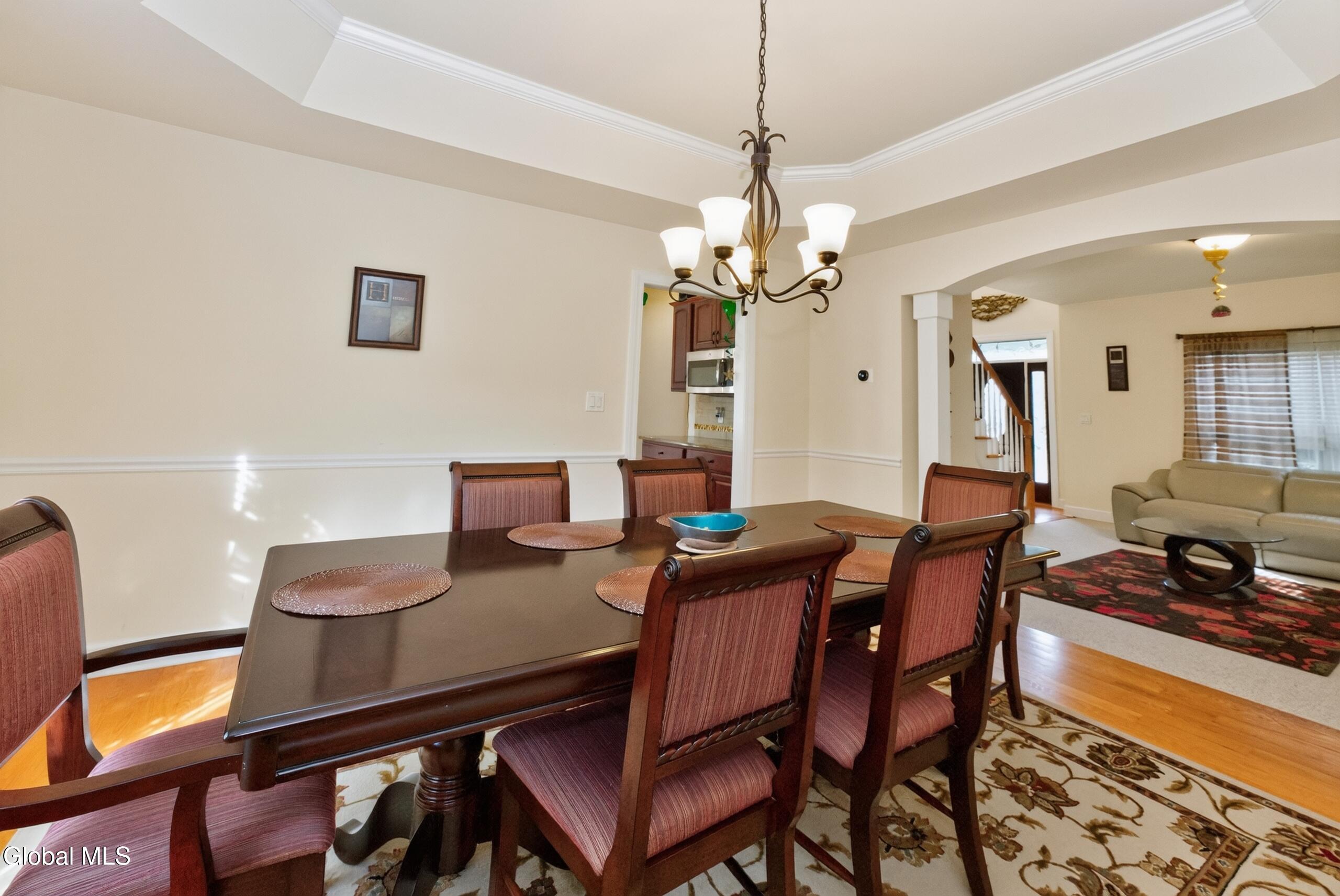 8 Peacham Road Watervliet NY 12189