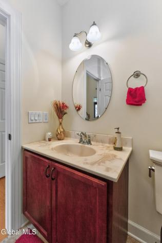 8 Peacham Road Watervliet NY 12189