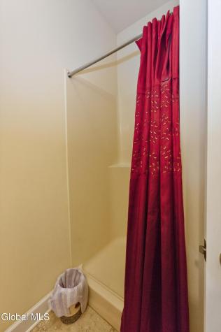 8 Peacham Road Watervliet NY 12189