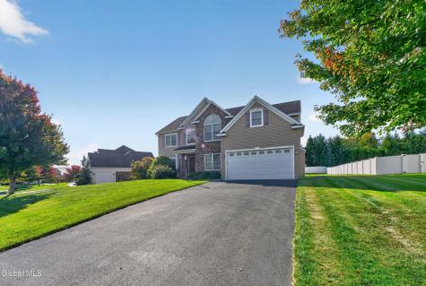 8 Peacham Road Watervliet NY 12189
