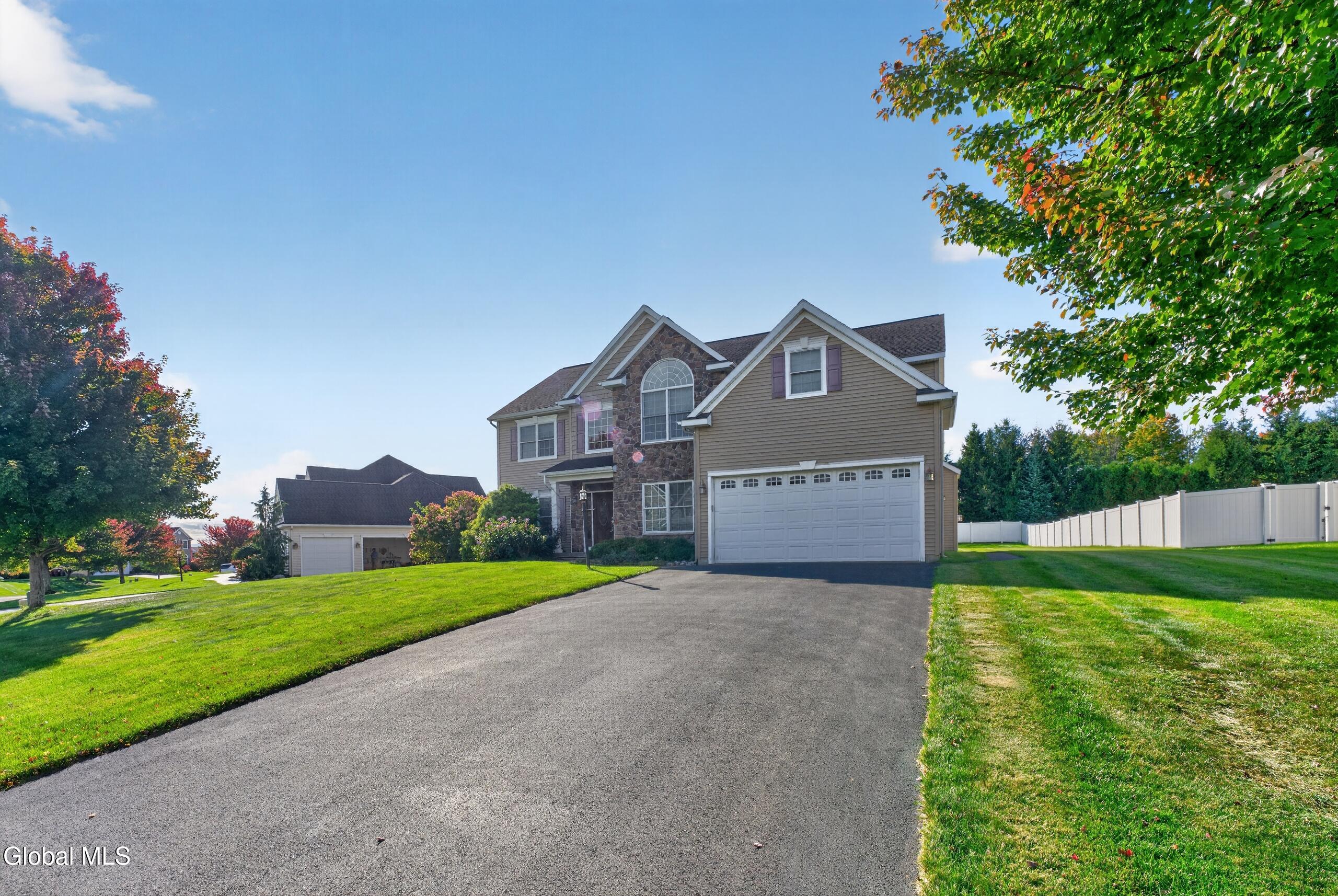 8 Peacham Road Watervliet NY 12189