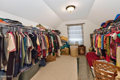 8 Peacham Road Watervliet NY 12189