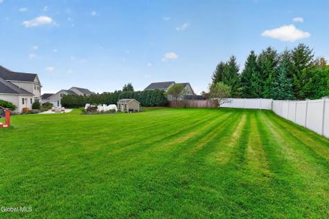 8 Peacham Road Watervliet NY 12189