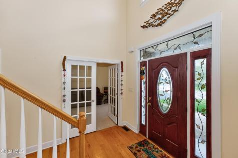 8 Peacham Road Watervliet NY 12189