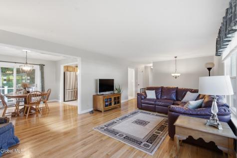 30 Hadel Road Glenville NY 12302