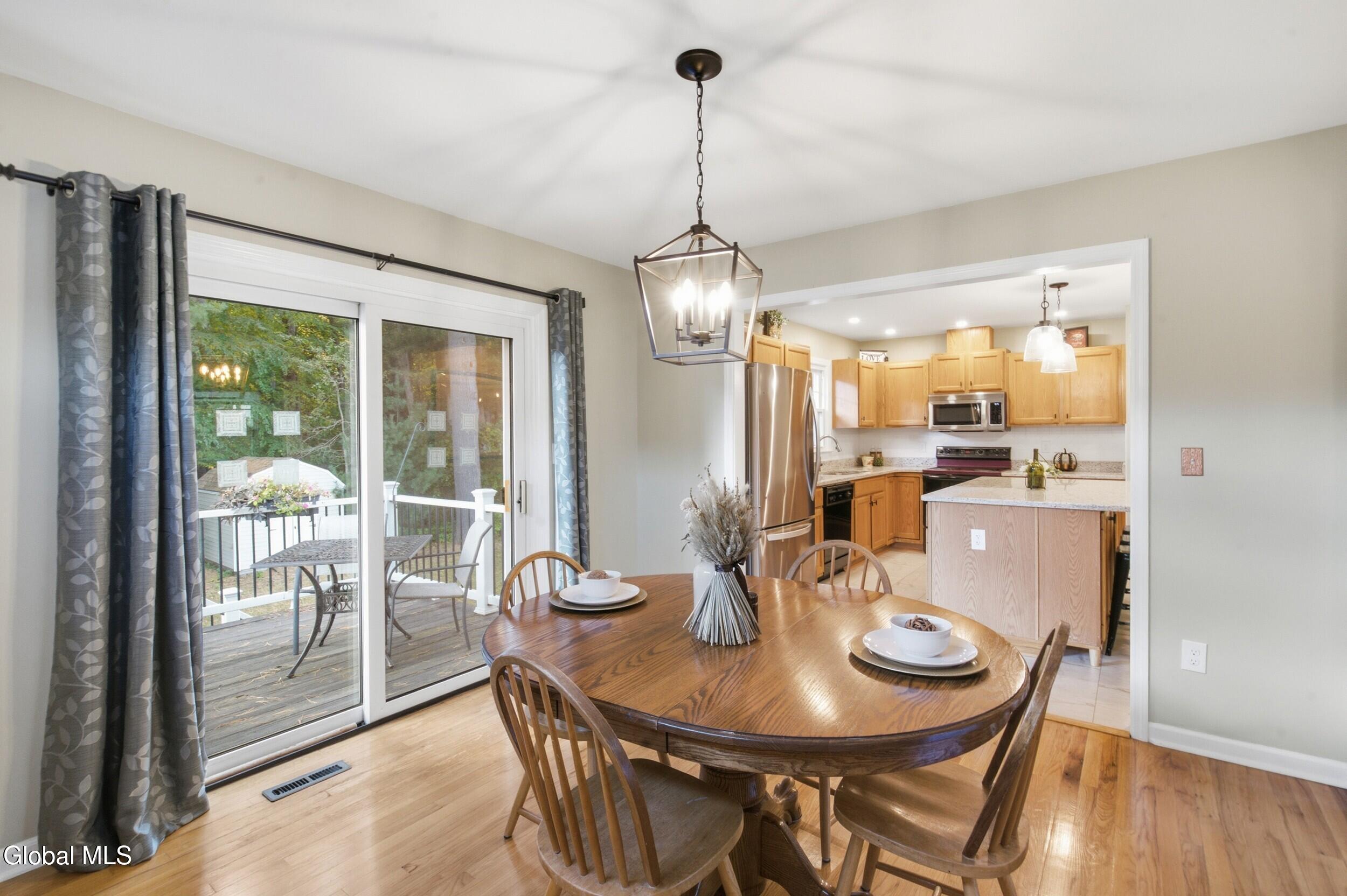 30 Hadel Road Glenville NY 12302