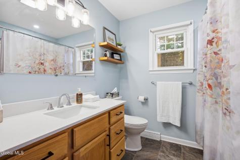 30 Hadel Road Glenville NY 12302