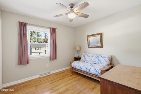 30 Hadel Road Glenville NY 12302
