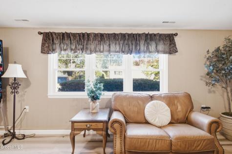 30 Hadel Road Glenville NY 12302