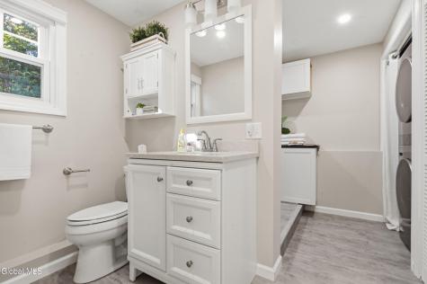 30 Hadel Road Glenville NY 12302