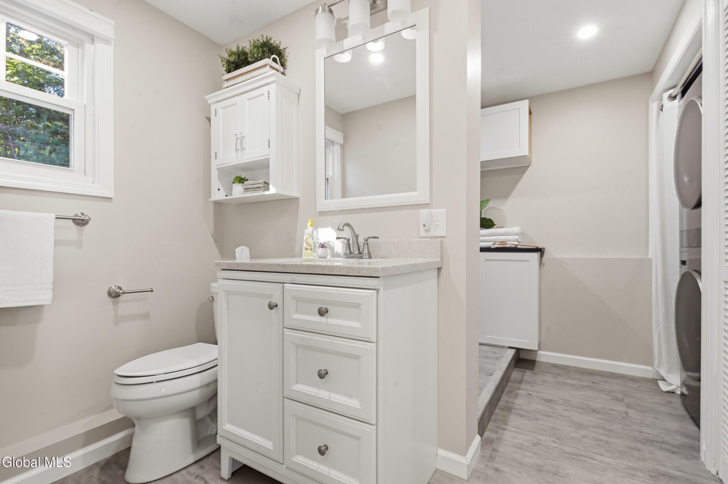 30 Hadel Road Glenville NY 12302