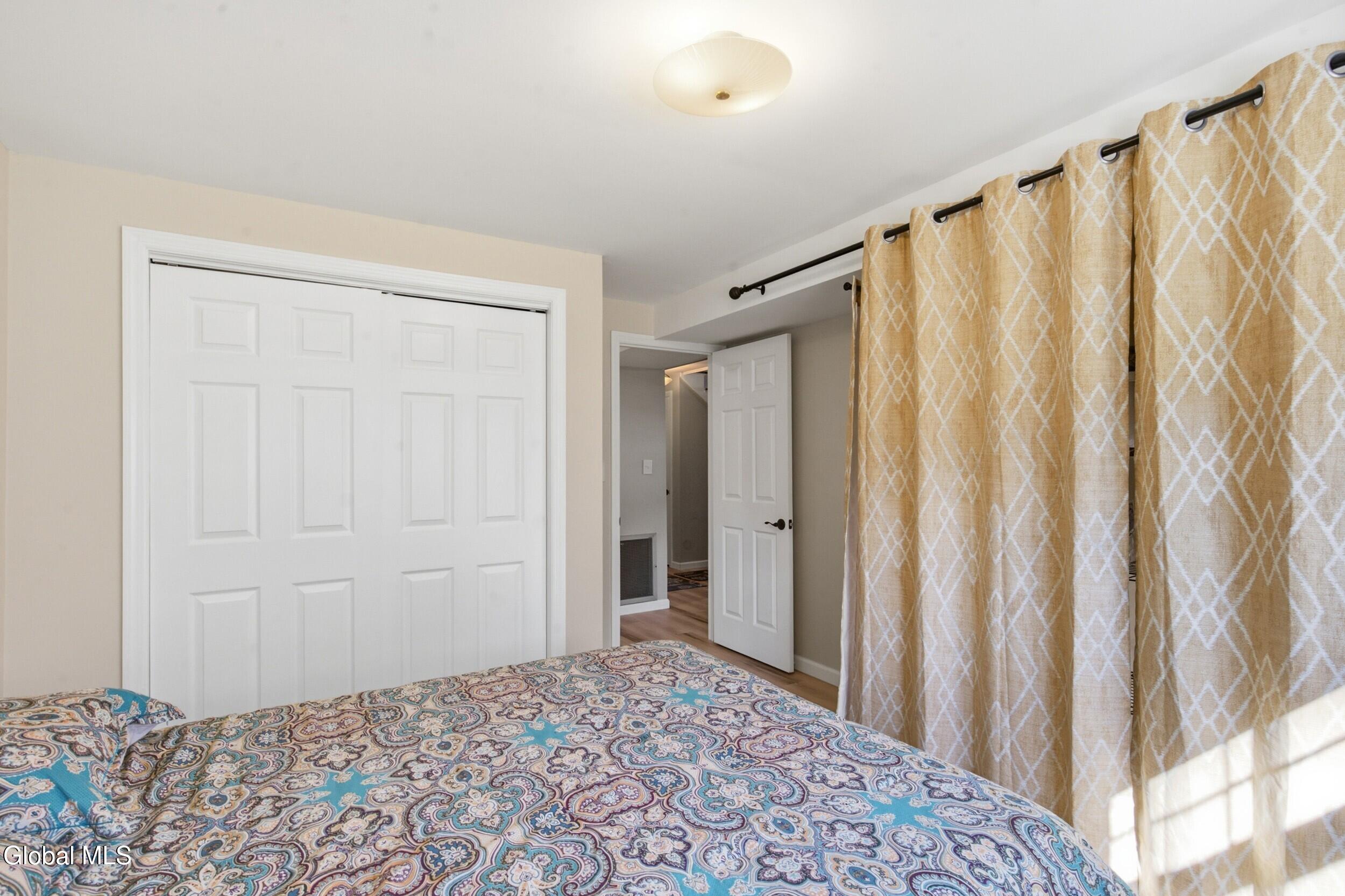 30 Hadel Road Glenville NY 12302