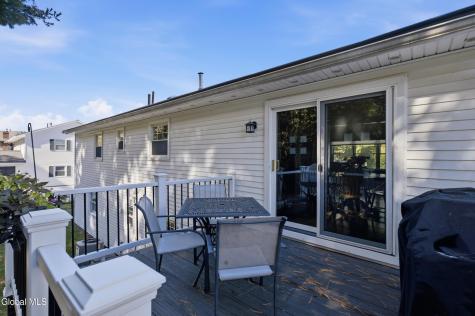 30 Hadel Road Glenville NY 12302