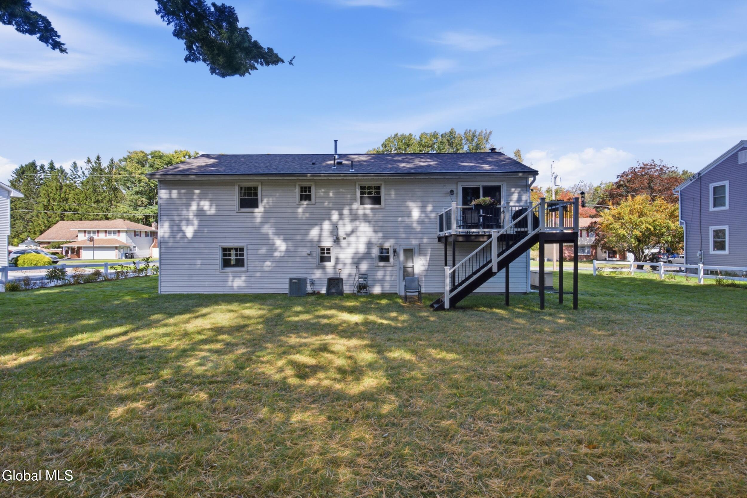 30 Hadel Road Glenville NY 12302