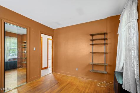 905 Vischer Avenue Schenectady NY 12306