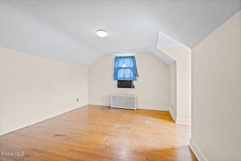 905 Vischer Avenue Schenectady NY 12306
