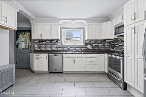 905 Vischer Avenue Schenectady NY 12306