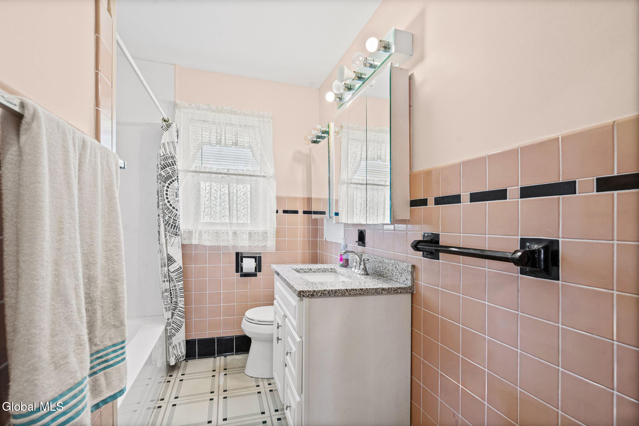 905 Vischer Avenue Schenectady NY 12306