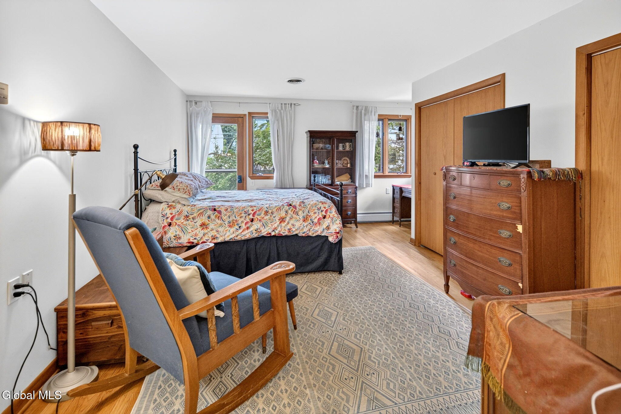 1528 Regent Street Niskayuna NY 12309