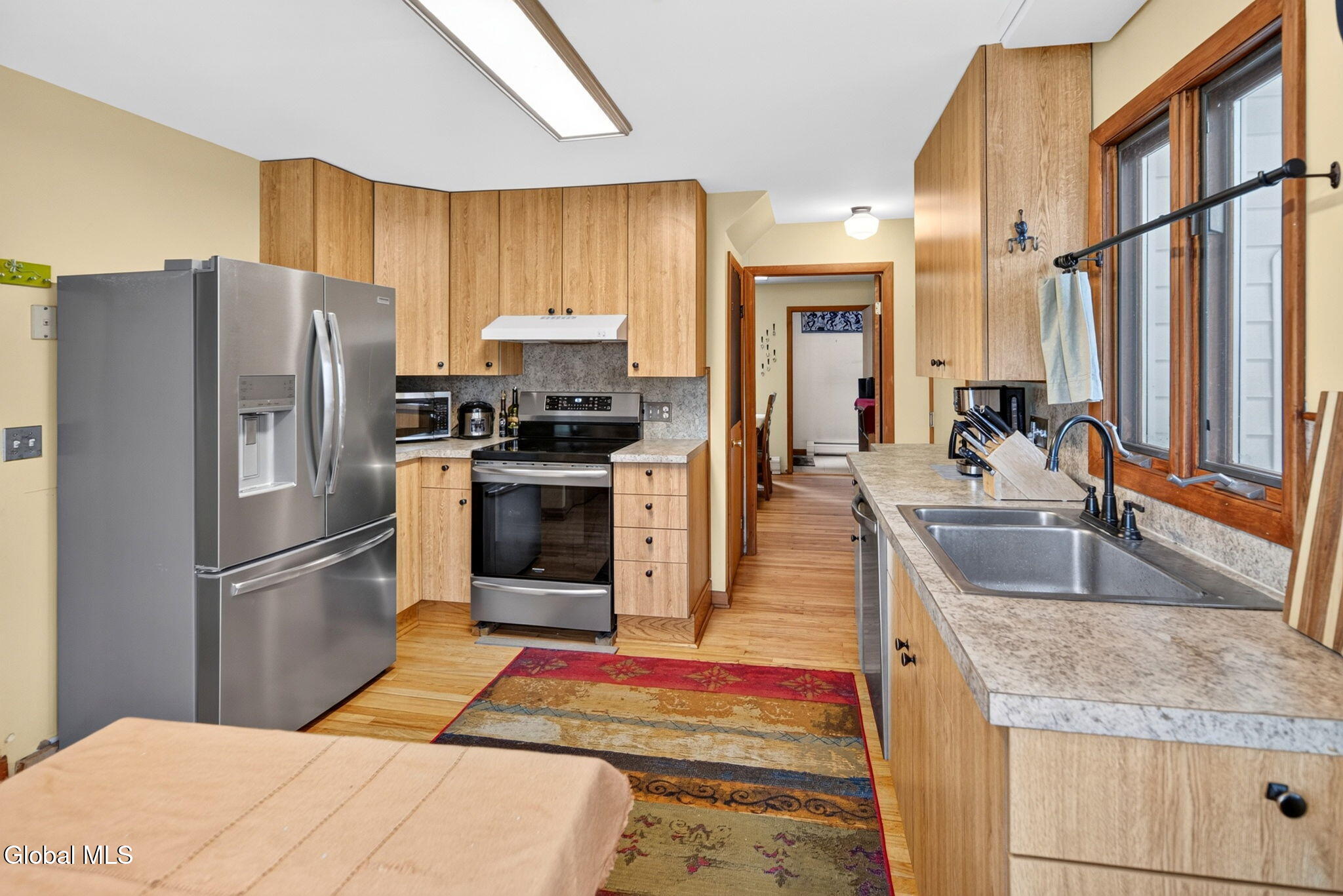 1528 Regent Street Niskayuna NY 12309